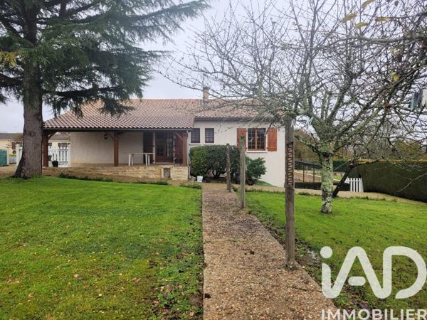 Maison à vendre 4 pièces 105 m² Champagne-Mouton