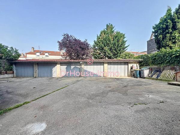 Immeuble à vendre 21 pièces de 455 m²