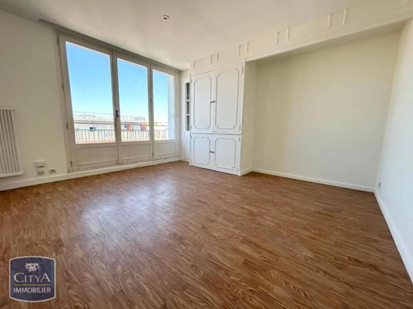 Appartement à louer 1 pièce 29.64m² Tours (37000)