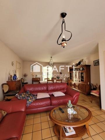 maison plein pied 90m2, jardin arboré, parfait état