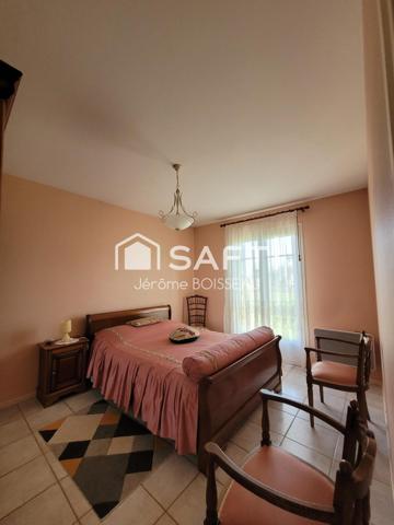 maison plein pied 90m2, jardin arboré, parfait état