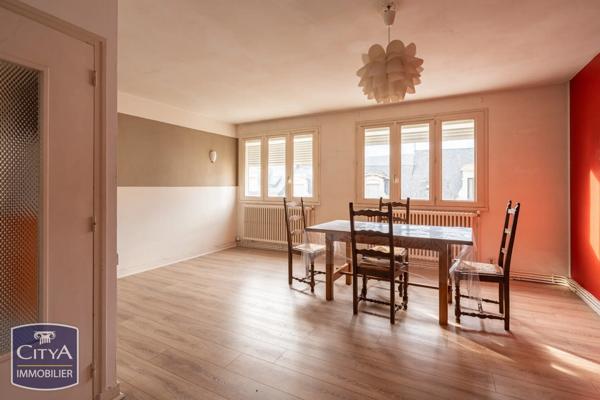 Immeuble à vendre 208m²