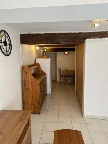 Studio meublé centre-ville Gardanne (13120)