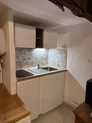 Studio meublé centre-ville Gardanne (13120)