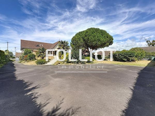 Maison 6 pièces à vendre à Saint Martin de Bréhal proche plage -