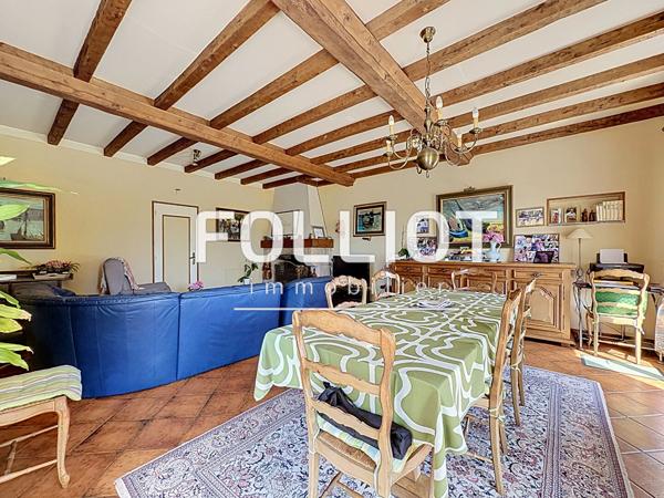 Maison 6 pièces à vendre à Saint Martin de Bréhal proche plage -