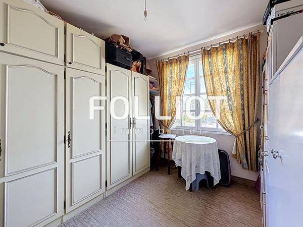 Maison 6 pièces à vendre à Saint Martin de Bréhal proche plage -