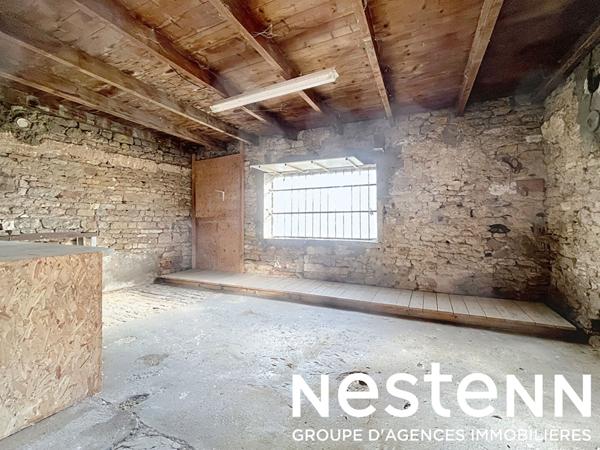 A vendre : Maison en Pierres - 4 pièces - Dépendances - 71260 PERONNE