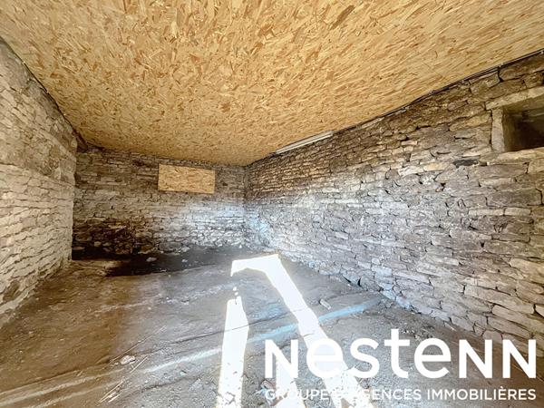 A vendre : Maison en Pierres - 4 pièces - Dépendances - 71260 PERONNE