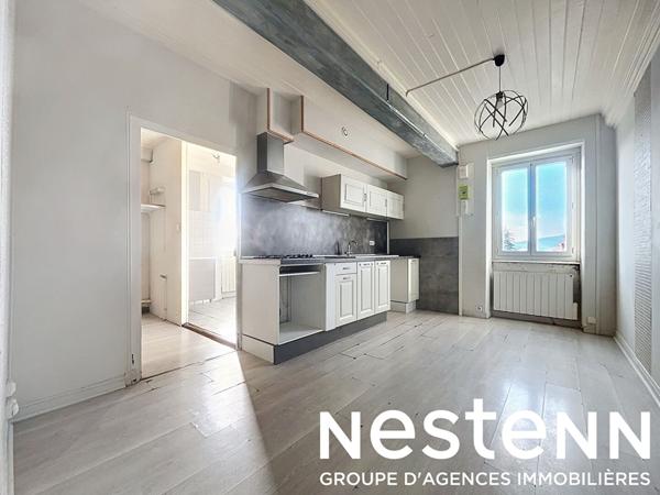 A vendre : Maison en Pierres - 4 pièces - Dépendances - 71260 PERONNE