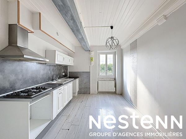 A vendre : Maison en Pierres - 4 pièces - Dépendances - 71260 PERONNE