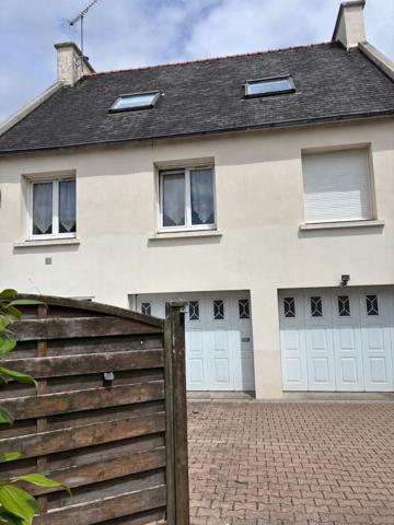 29600 SAINT MARTIN DES CHAMPS Maison Saint Martin Des Champs 7 pièce(s) 120 m2