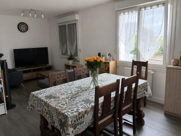 29600 SAINT MARTIN DES CHAMPS Maison Saint Martin Des Champs 7 pièce(s) 120 m2
