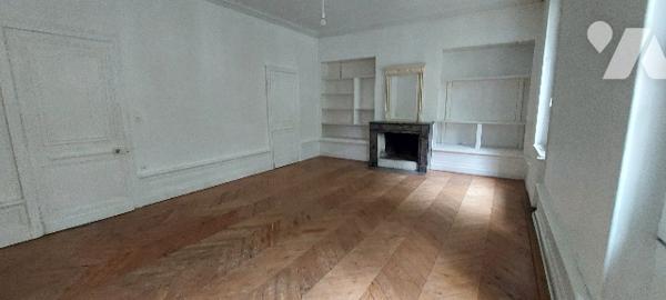 ANGERS – PLACE BICHON / APPARTEMENT T3 DE 88 M²