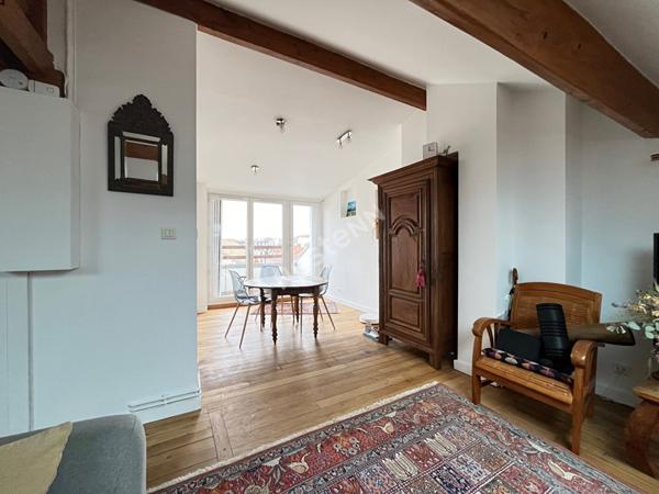 COEUR DE VILLE 2 Pièces - 54,81 M² au sol -Dernier étage avec ascenseur TERRASSE