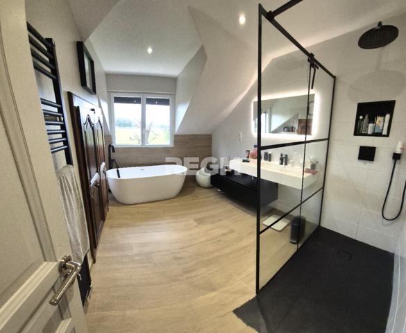 Prunelli-di-Fiumorbo (20243) Villa Traditionnelle de Standing T5 177m² Proche Mer