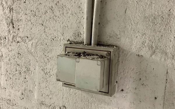 Stationnement à louer    18,28 m2 Versailles