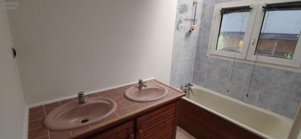 Maison à vendre à Foëcy dans le Cher (18500), ref : 142549M