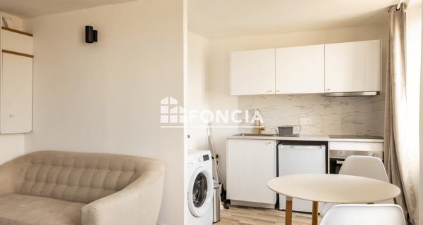 Location Appartement meublé 2 pièces 31.35 m² - Nantes 44000