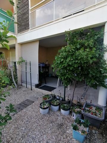 T2 Rez de jardin Parking à Lézignan Corbières