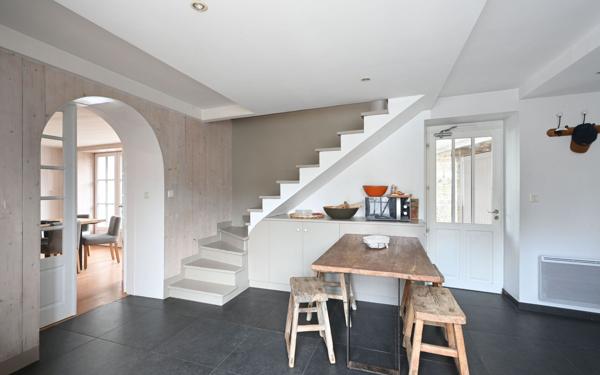 Maison à vendre    7 pièces •  Le Bois-Plage-en-Ré