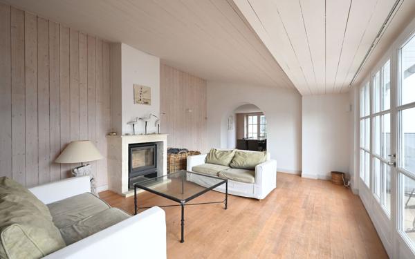 Maison à vendre    7 pièces •  Le Bois-Plage-en-Ré