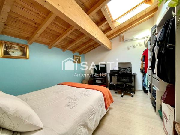 Maison contemporaine en duplex, 3 chambres, 2 points d'eau, Centre ville de Gujan.