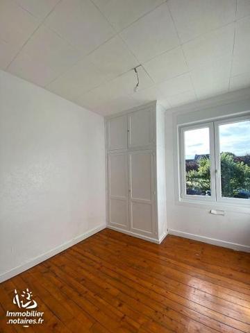 Idéal investisseur : murs d'une boulangerie de village et maison d'habitation - loués