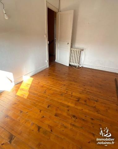 Idéal investisseur : murs d'une boulangerie de village et maison d'habitation - loués