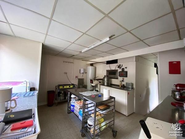 Idéal investisseur : murs d'une boulangerie de village et maison d'habitation - loués