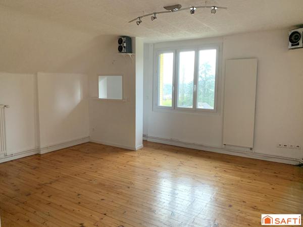 Appartement 85m² T3 centre Belley sans vis à vis