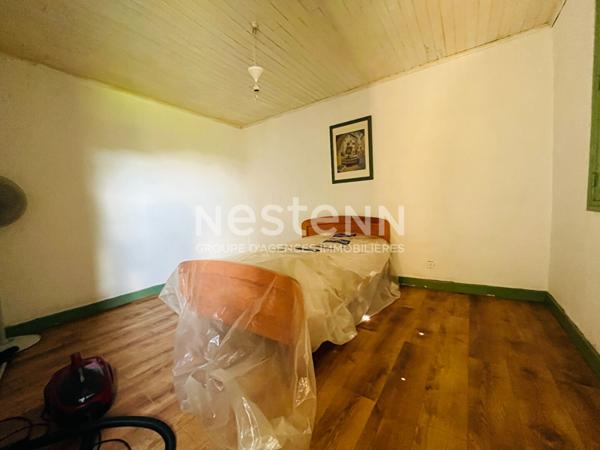 A vendre- Lagraulière- maison en pierre rénovée- grange- petite maison à rénover-puits-four à pain-1.2ha