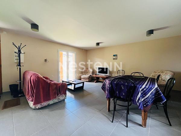 A vendre- Lagraulière- maison en pierre rénovée- grange- petite maison à rénover-puits-four à pain-1.2ha