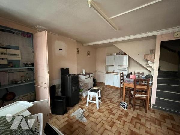 Maison à vendre à Mussy sur Seine (10250), Aube. Maison en pierre à rénover, 70 m² habitables, ...