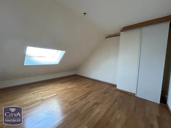 Maison à vendre 6 pièces 143m² Saint-Doulchard (18230)