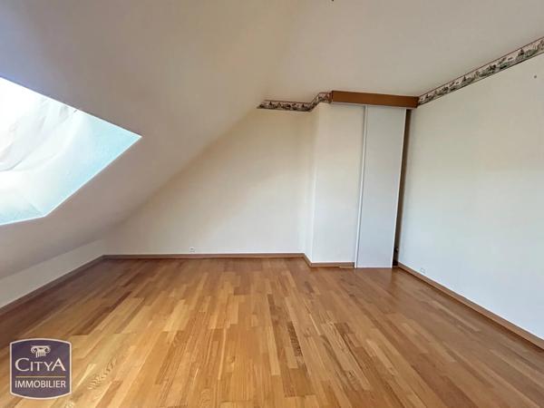Maison à vendre 6 pièces 143m² Saint-Doulchard (18230)