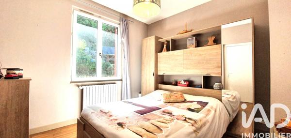Maison à vendre 5 pièces 102 m² Saint-Hilaire-Peyroux