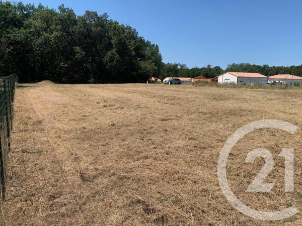Terrain à vendre  723 m2 MONTBARTIER - 82