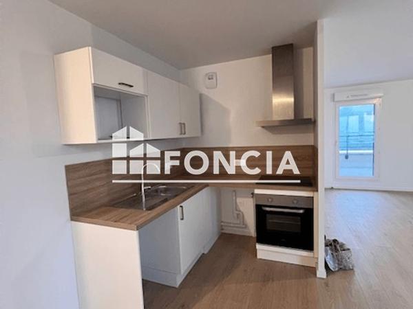 Location Appartement 3 pièces 62.63 m² - Deville-les-rouen 76250