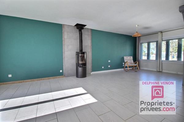 Exclusivité -  Maison  3 chambres sur sous-sol  total avec un terrain de 1002 m² proche du futur lycée à Châteauneuf sur Loire