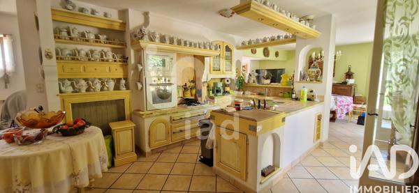 Maison à vendre 6 pièces 205 m² Sernhac