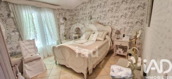 Maison à vendre 6 pièces 205 m² Sernhac