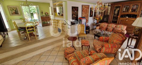 Maison à vendre 6 pièces 205 m² Sernhac