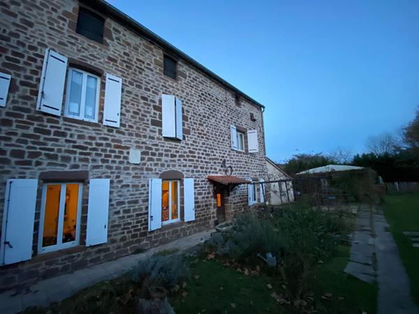 Salles, Maison de type 6 de 190 m²
