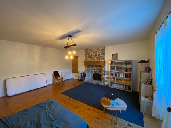 Salles, Maison de type 6 de 190 m²