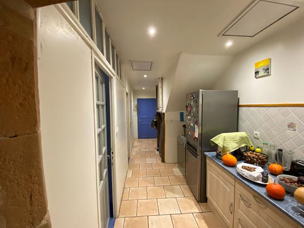 Salles, Maison de type 6 de 190 m²