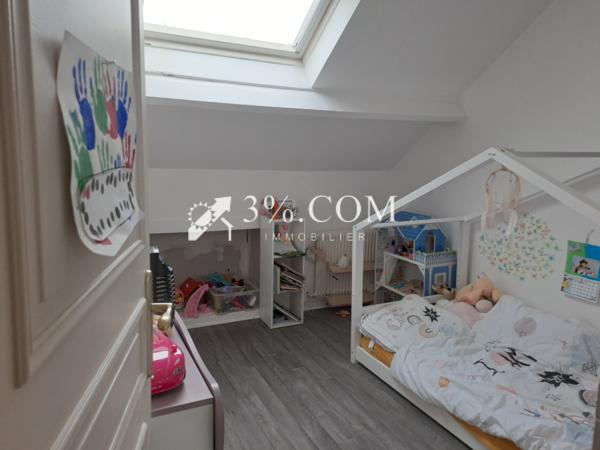 Maison
                                                                                                                                                                                                                                                                                                                        13 pièce(s)                                                                                                                                                                                                          7 chambre(s)                                                                                                                                                                                                          201  m²