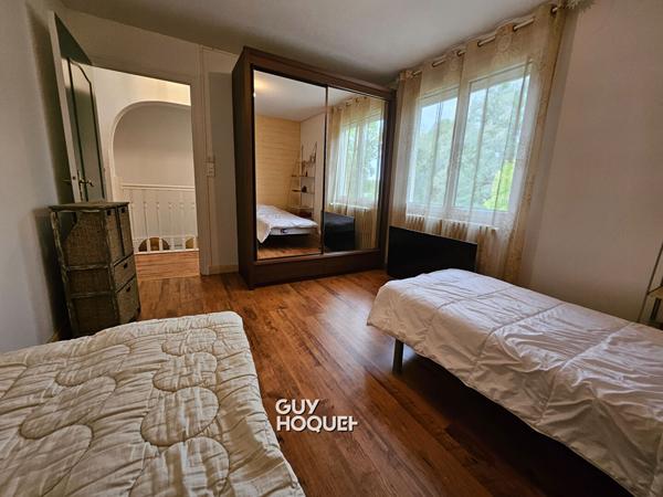 SAINT-VALLIER  Une maison familiale au coeur d'un écrin de verdure