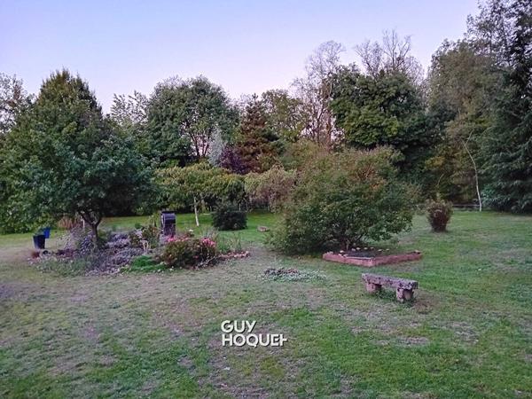 SAINT-VALLIER  Une maison familiale au coeur d'un écrin de verdure