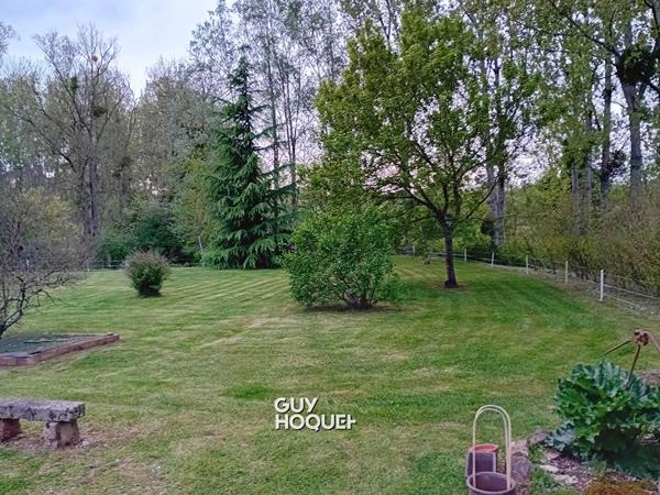 SAINT-VALLIER  Une maison familiale au coeur d'un écrin de verdure